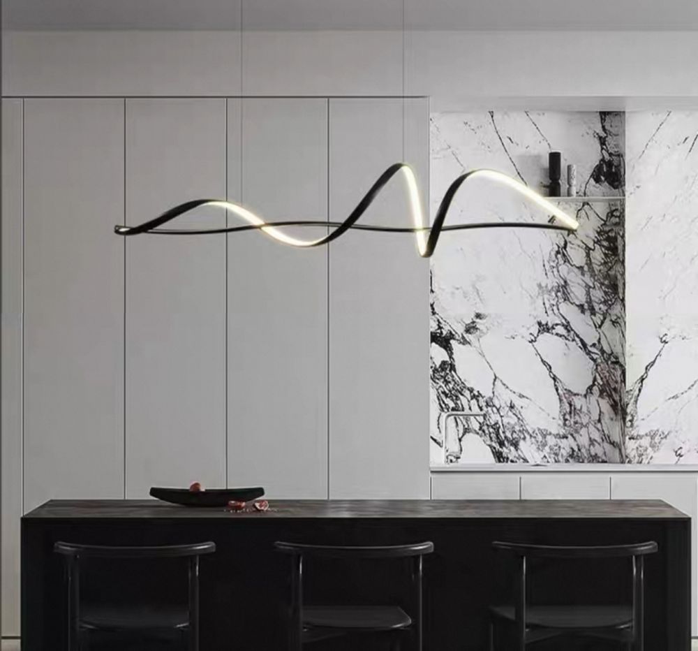 Видовжена чорна люстра Spiry Lamp Ø 120 см