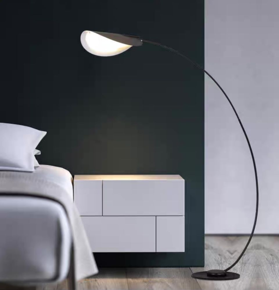Підлоговий торшер Burdock Floor Lamp