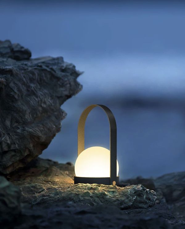 Настільна лампа Cricket Lamp в чорному кольорі акумуляторна