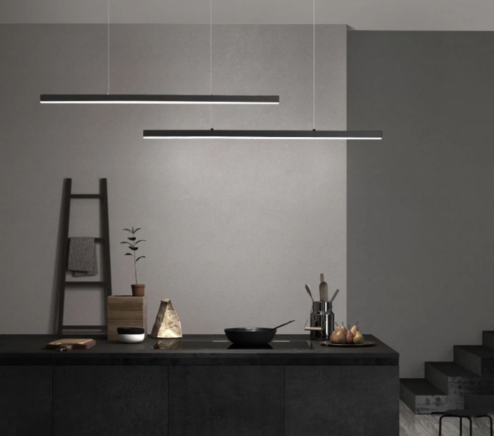 Лінійний чорний мінімалістичний LED світильник Linee di luce