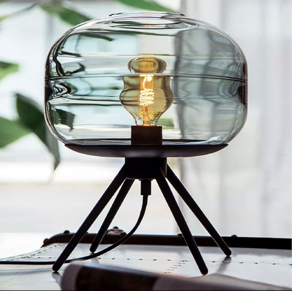 Настільна лампа Barattolo Lamp в чорному кольорі синього плафону