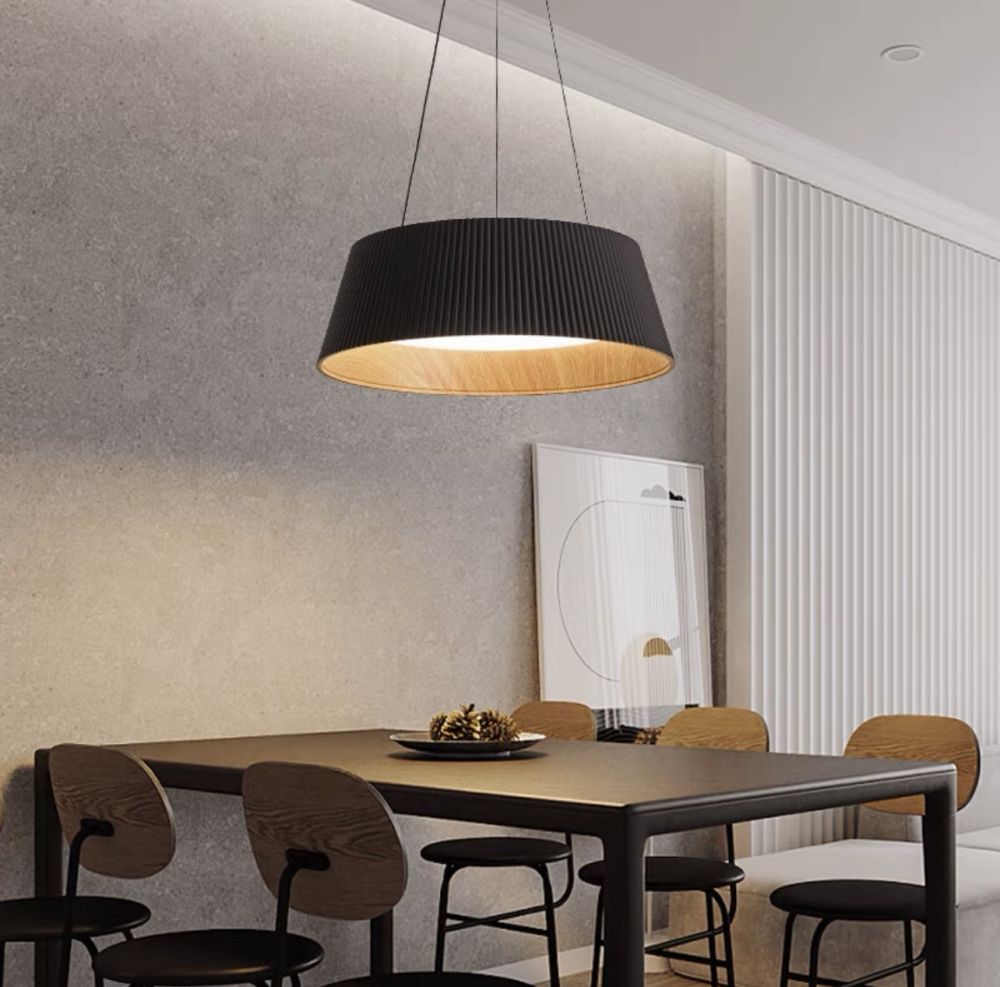 Люстра підвісна світлодіодна More Lamp в чорному кольорі 20W