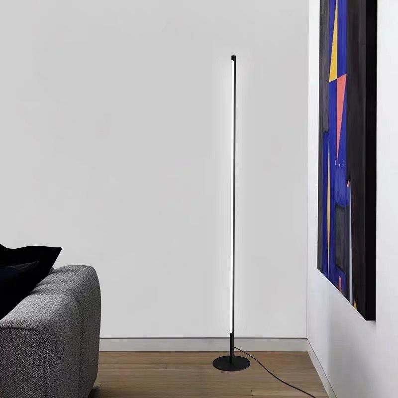 Мінімалістичний та стильний торшер Pipeline Floor lamp