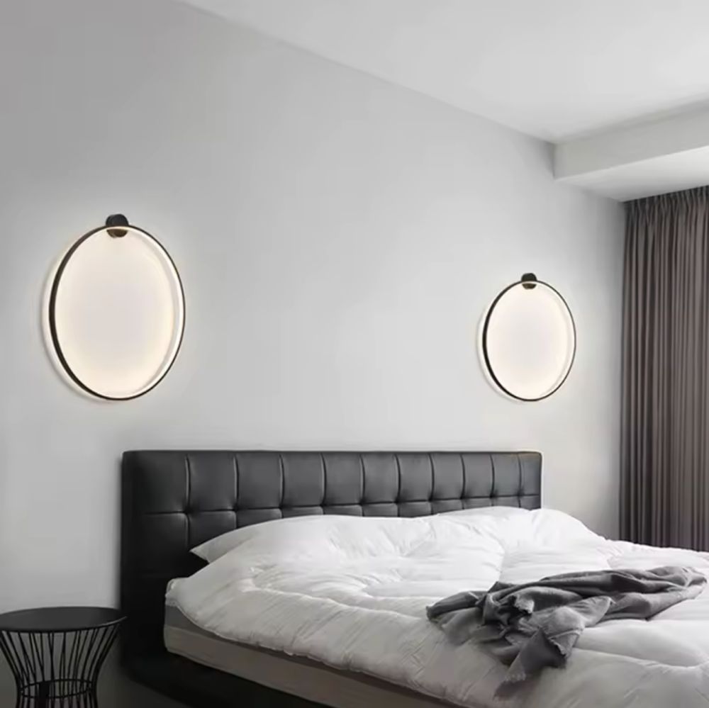 Настінний чорний світильник Round Led Black Ø 80 см