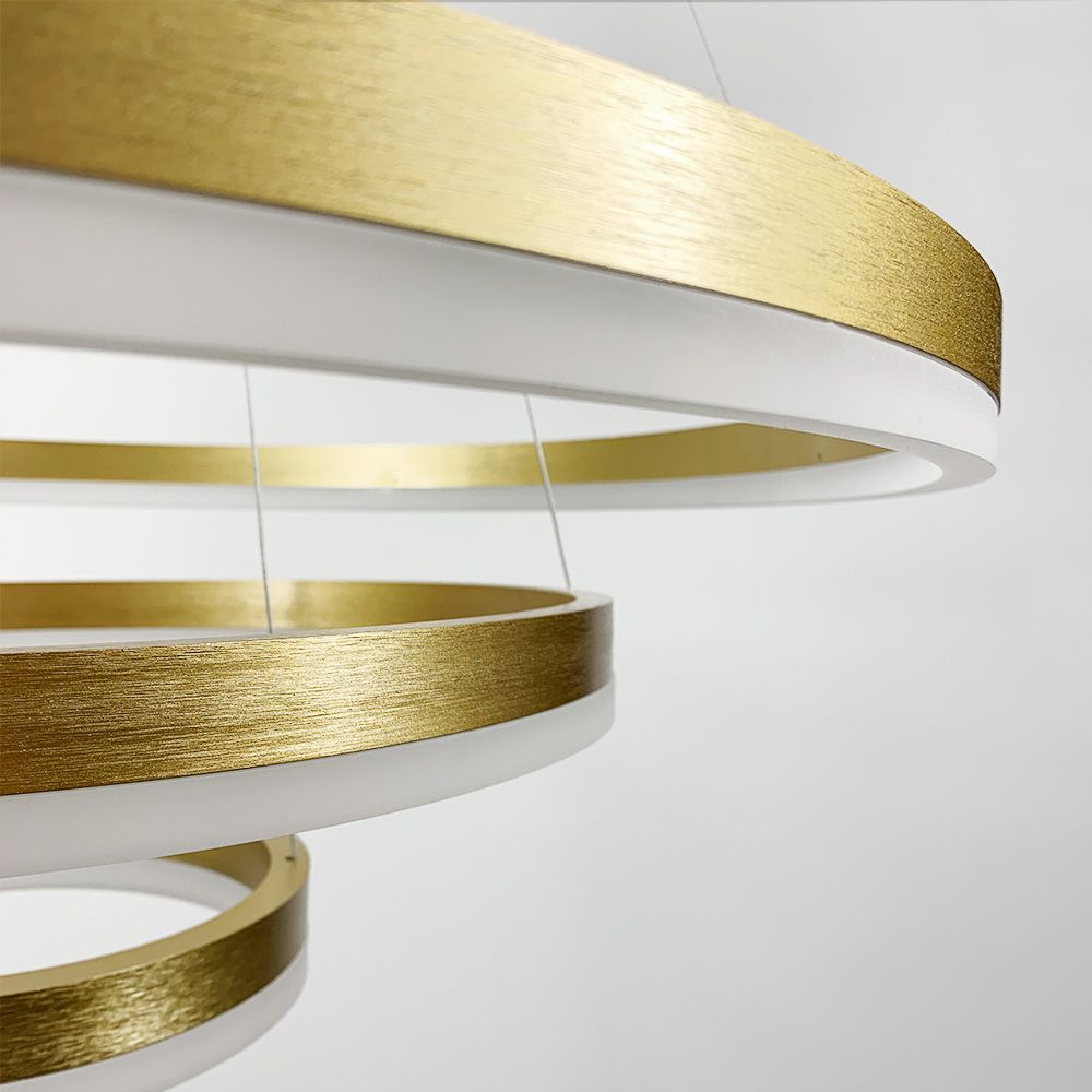 Світлодіодна LED люстра на три кільця у золотому каркасі 60+40+20 см 70W