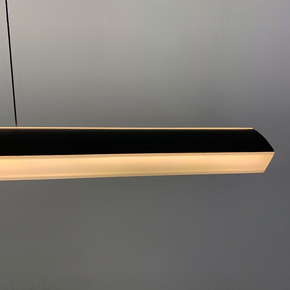Лінійний чорний LED світильник з двостороннім світлом