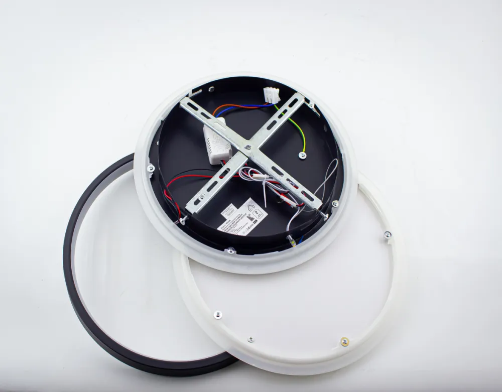 Смарт світильник світлодіодний VEGA triple Ø 49 см 80W чорний круги