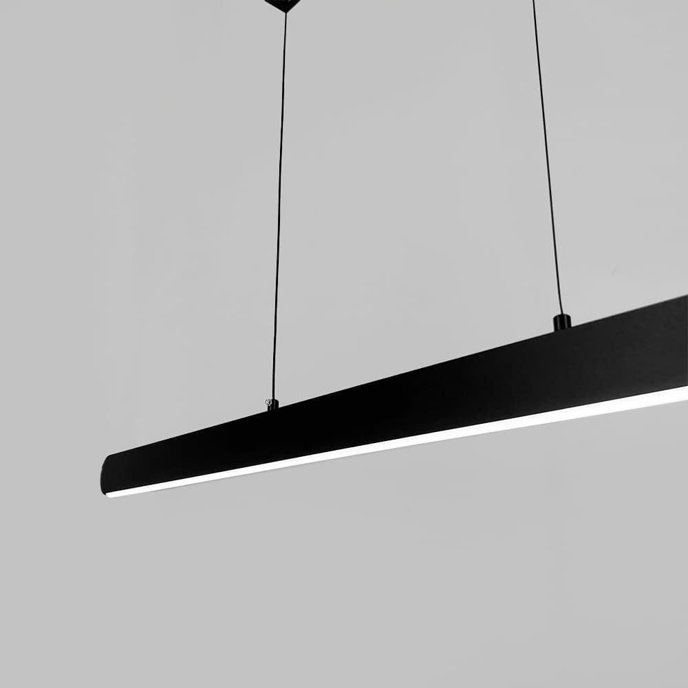 Чорний лінійний LED світильник у корпусі 120 см