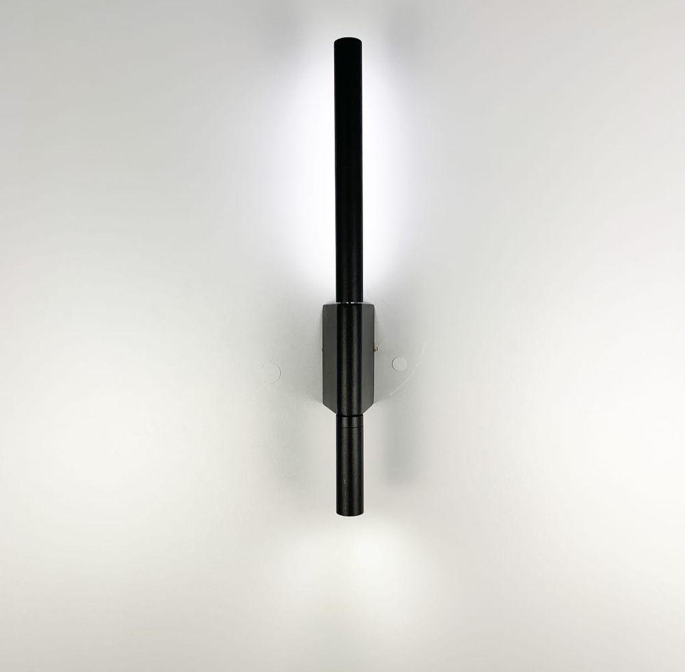 Бра Mantra Torch чорний з вимикачем на корпусі  WS 1G BK
