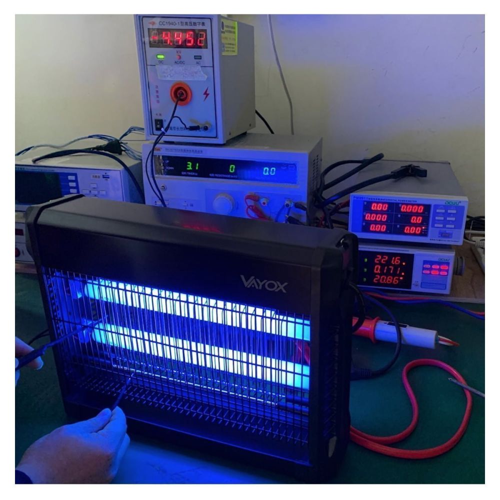 Знищувач комах до 100 м2 VAYOX IKL-30W Польща