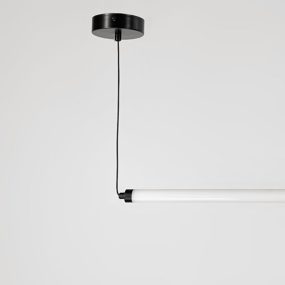 Led світильник у горизонтальній формі 90 см із чорною кулькою YG 520A/900 HL BK