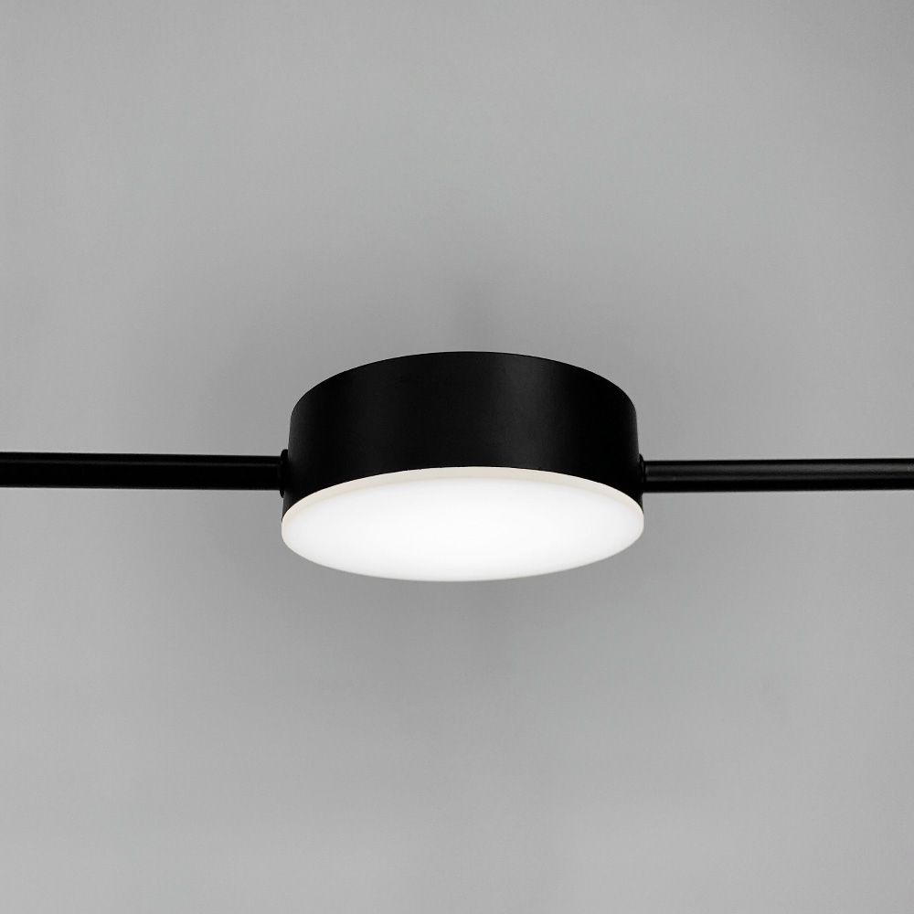 Чорна лінійна LED люстра LUMINA LUX MJ 117/5 BK чорна
