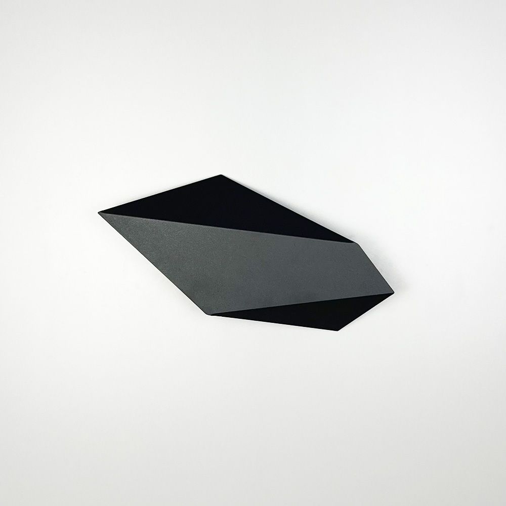 Чорне геометричне бра 35х23х6 см W 59/1 LED