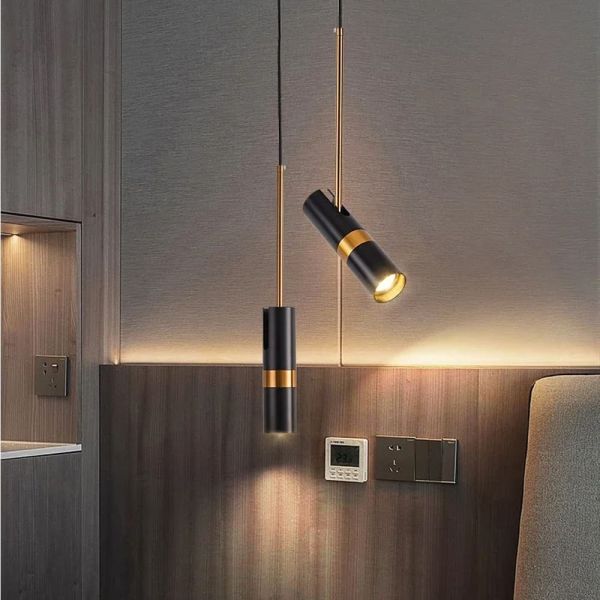Чорний поворотний підвісний світильник із спотом