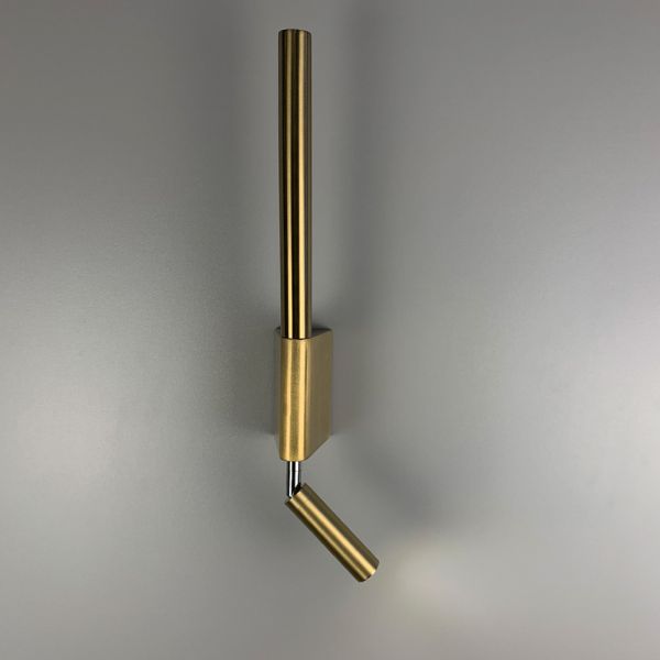 Бра сервї Mantra Torch у золотому кольорі з вимикачем на корпусі