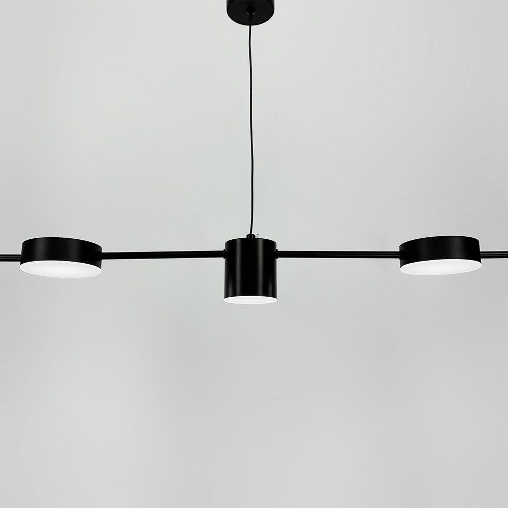 Чорна лінійна LED люстра LUMINA LUX MJ 117/5 BK чорна