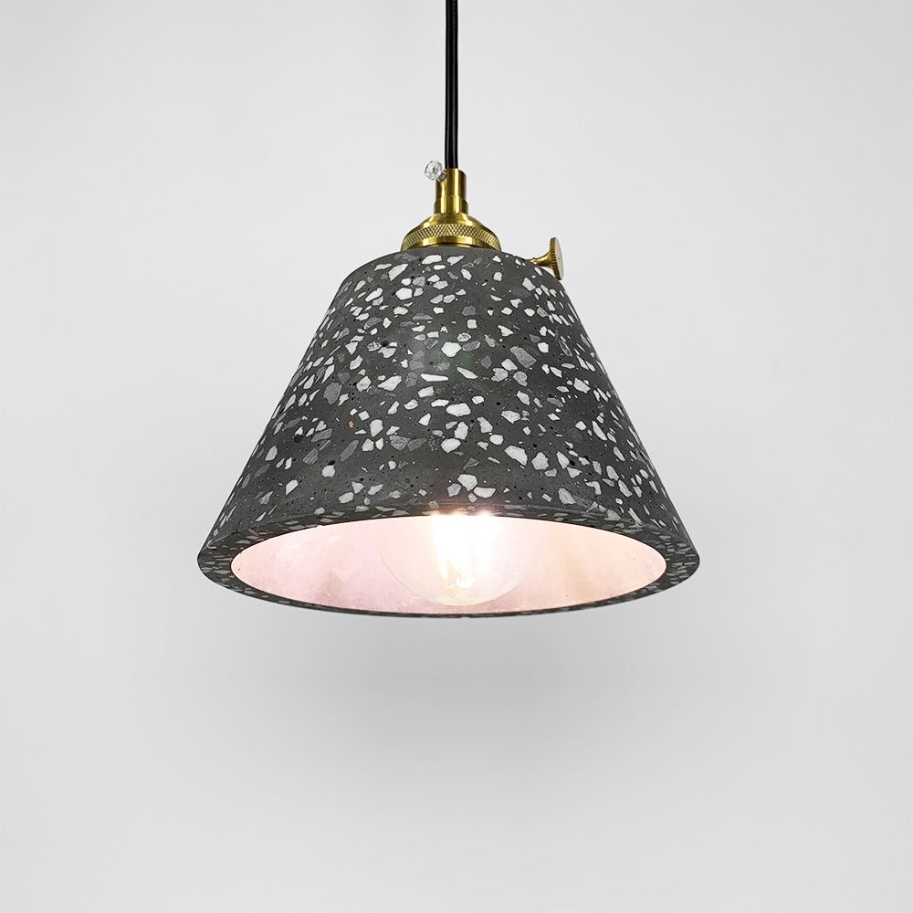 Підвісний сірий бетонний світильник TERRAZZO CONO