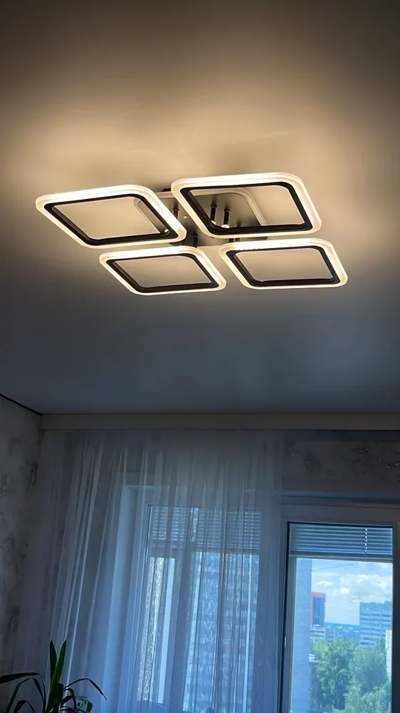 Люстра світлодіодна з пультом та додатком для телефону Room RGB 70W 4S чорна