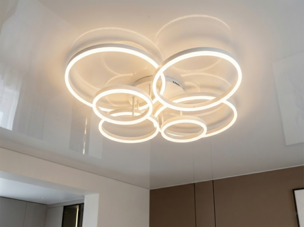 Світлодіодна біла люстра кільця Ø 88*69 см 2543WH dimmer 120 W