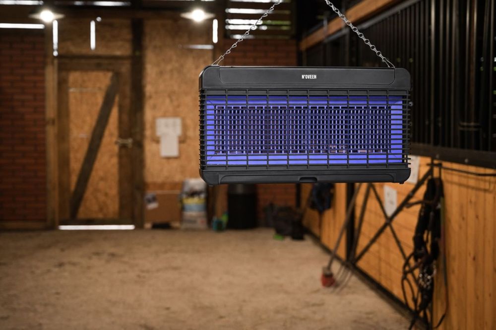 Знищувач комах до 300 м2 Світлодіодний Noveen IKN911 LED