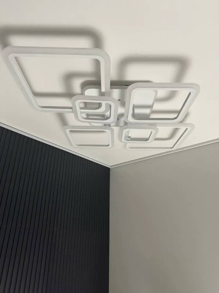 Люстра світлодіодна біла з пультом та додатком для телефону OVAL RGB 120W