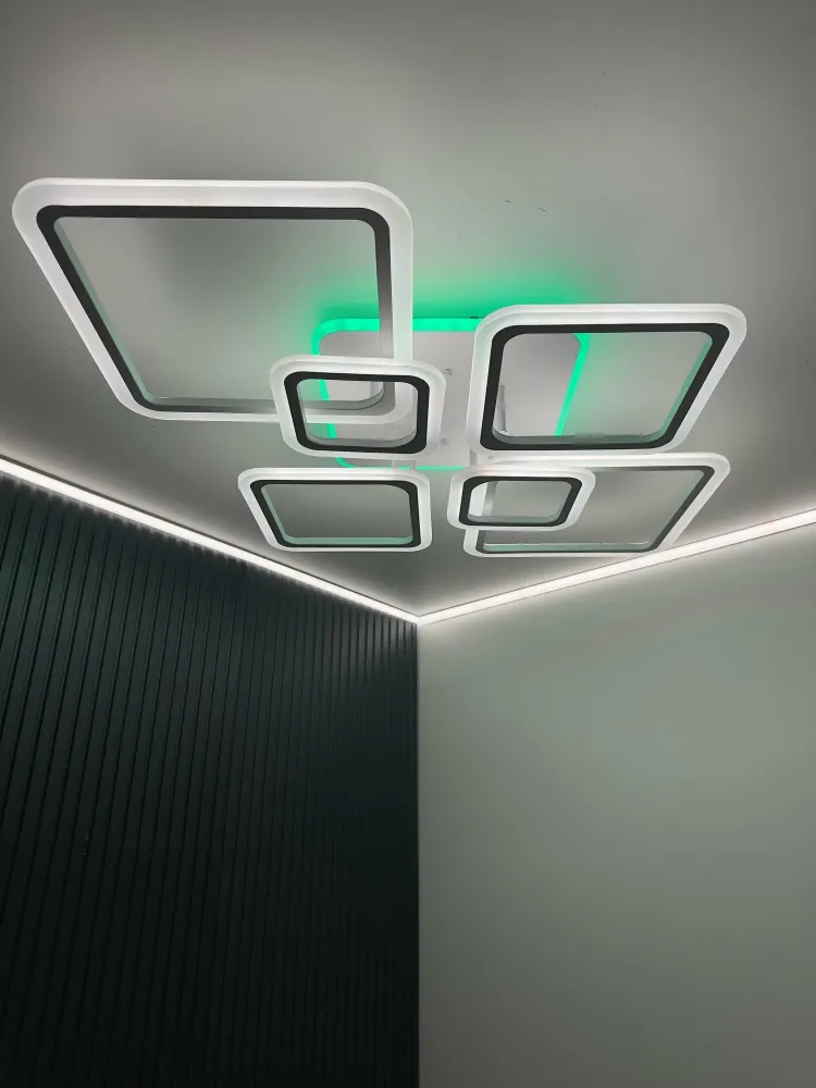 Люстра світлодіодна біла з пультом та додатком для телефону OVAL RGB 120W