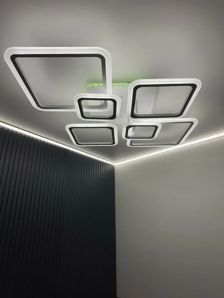 Люстра світлодіодна біла з пультом та додатком для телефону OVAL RGB 120W