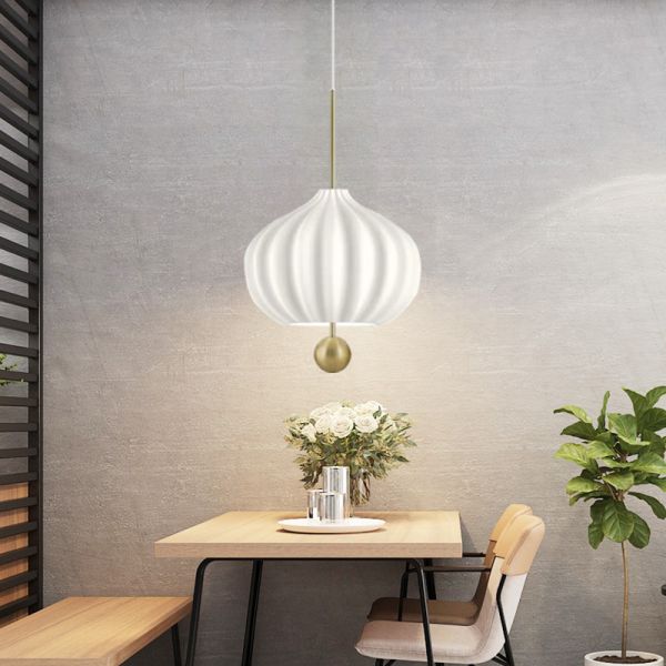 Підвісна люстра Marshmallow Lamp зі скла у білому кольорі та бронзи діаметр 33 см